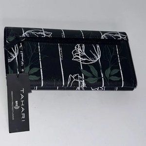 NWT TAHARI RFID VEGAN LEATHER FLORAL WALLET